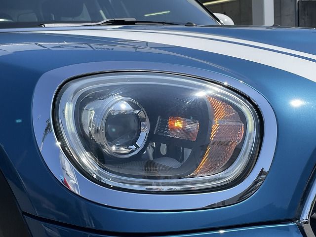 MINI CROSSOVER COOPER D