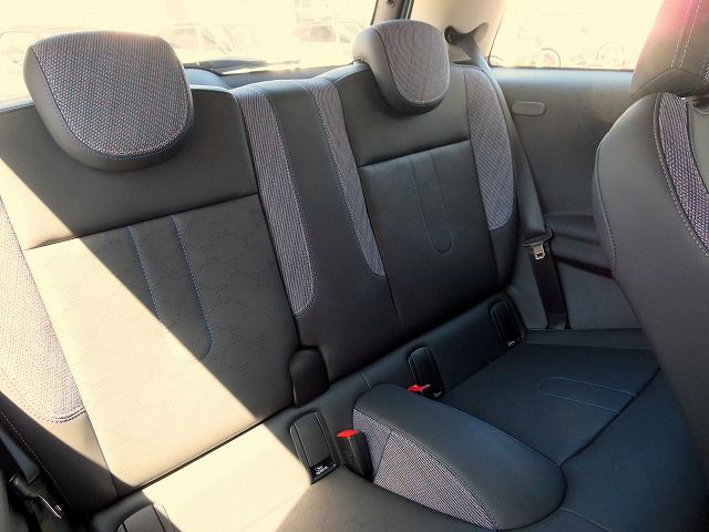 F66 MINI Cooper S 3Dr