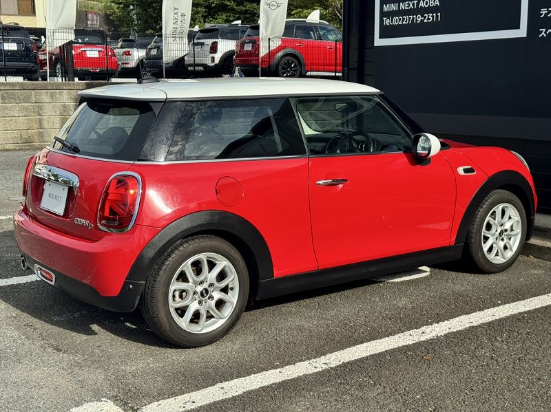 F56 COOPER D (AT)