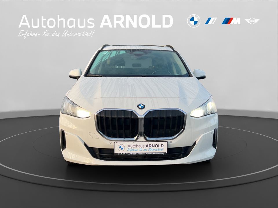 BMW 218