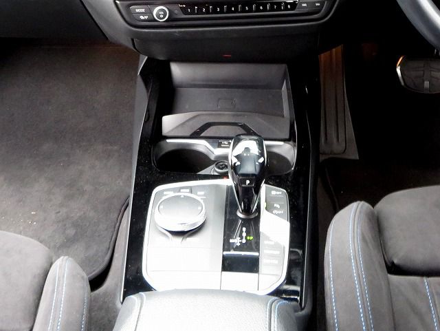 118i RHD