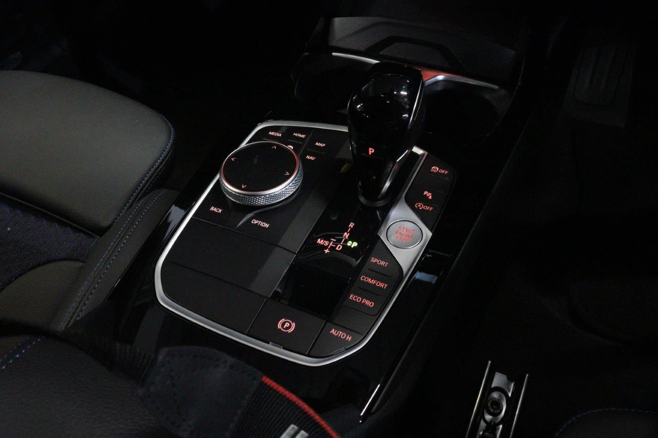 F40 118d Sports Hatch 5-door B47 2.0d