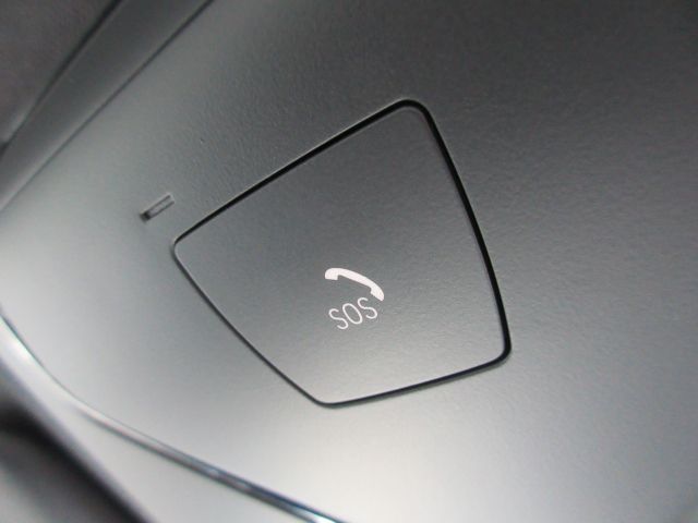 320d xDrive Berline RHD