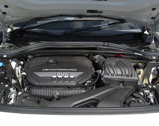 F40 M135i xDrive Sports Hatch 5-door B48 2.0i