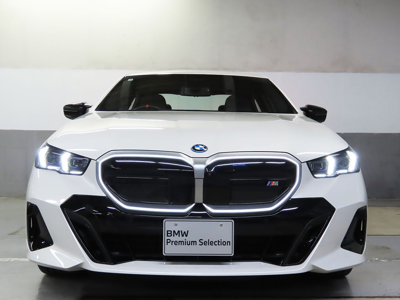 BMW i5 M60 xDrive Sedan RHD
