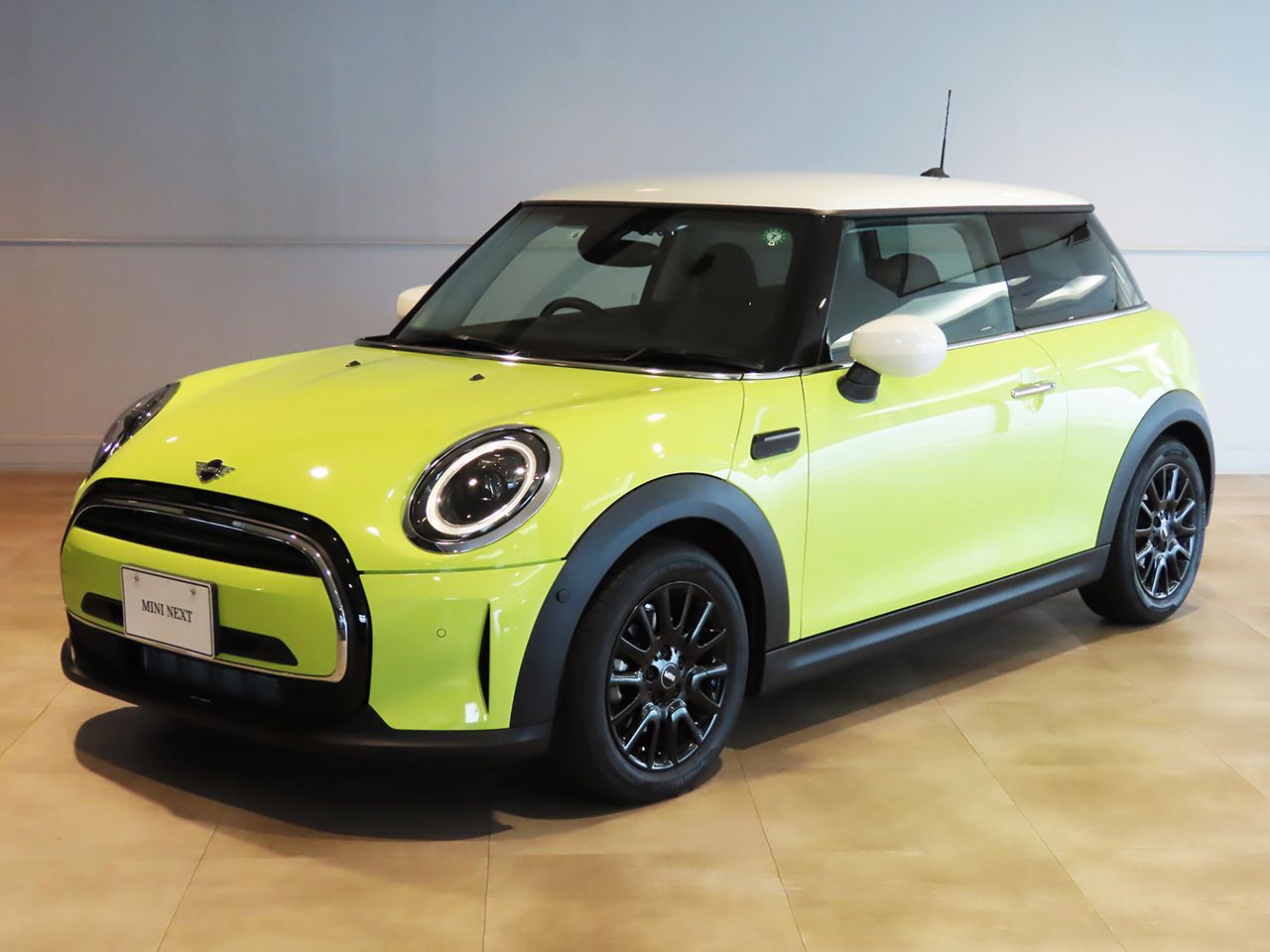 MINI COOPER 3 DOOR.