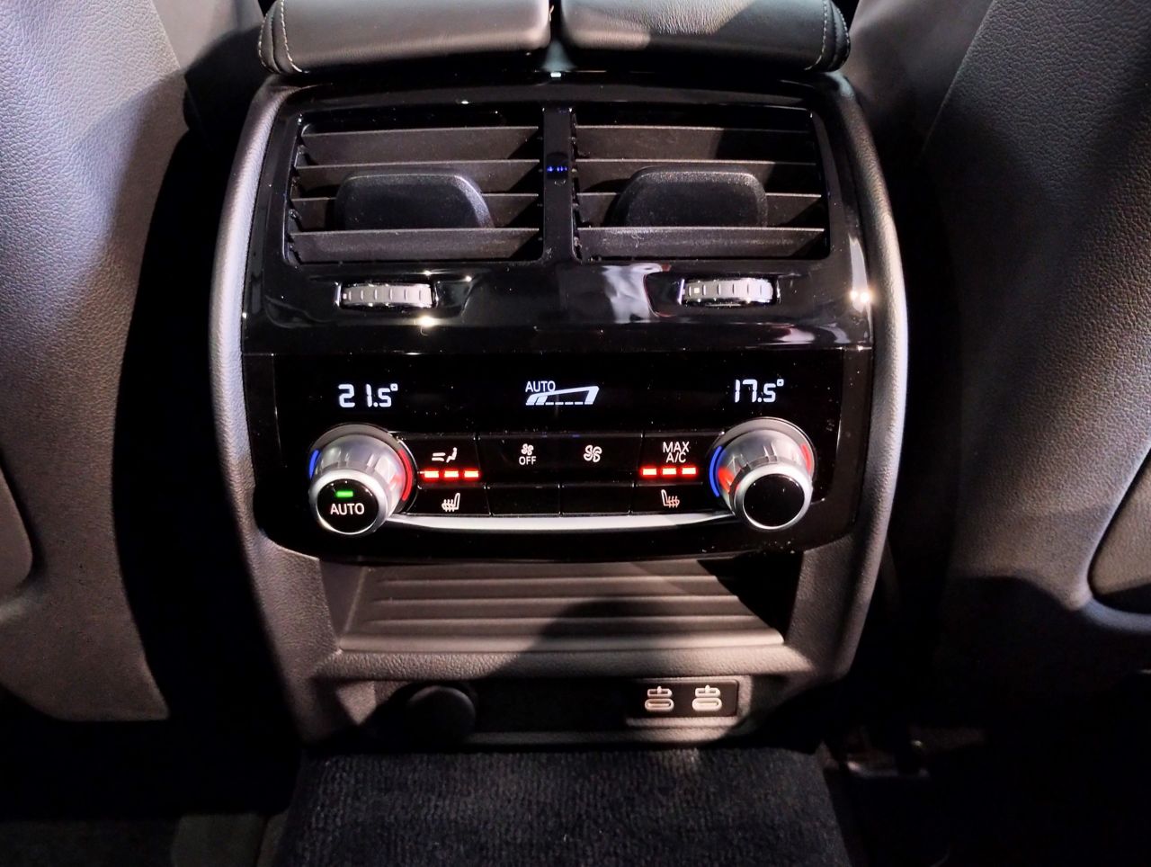 520d xDrive Sedan RHD