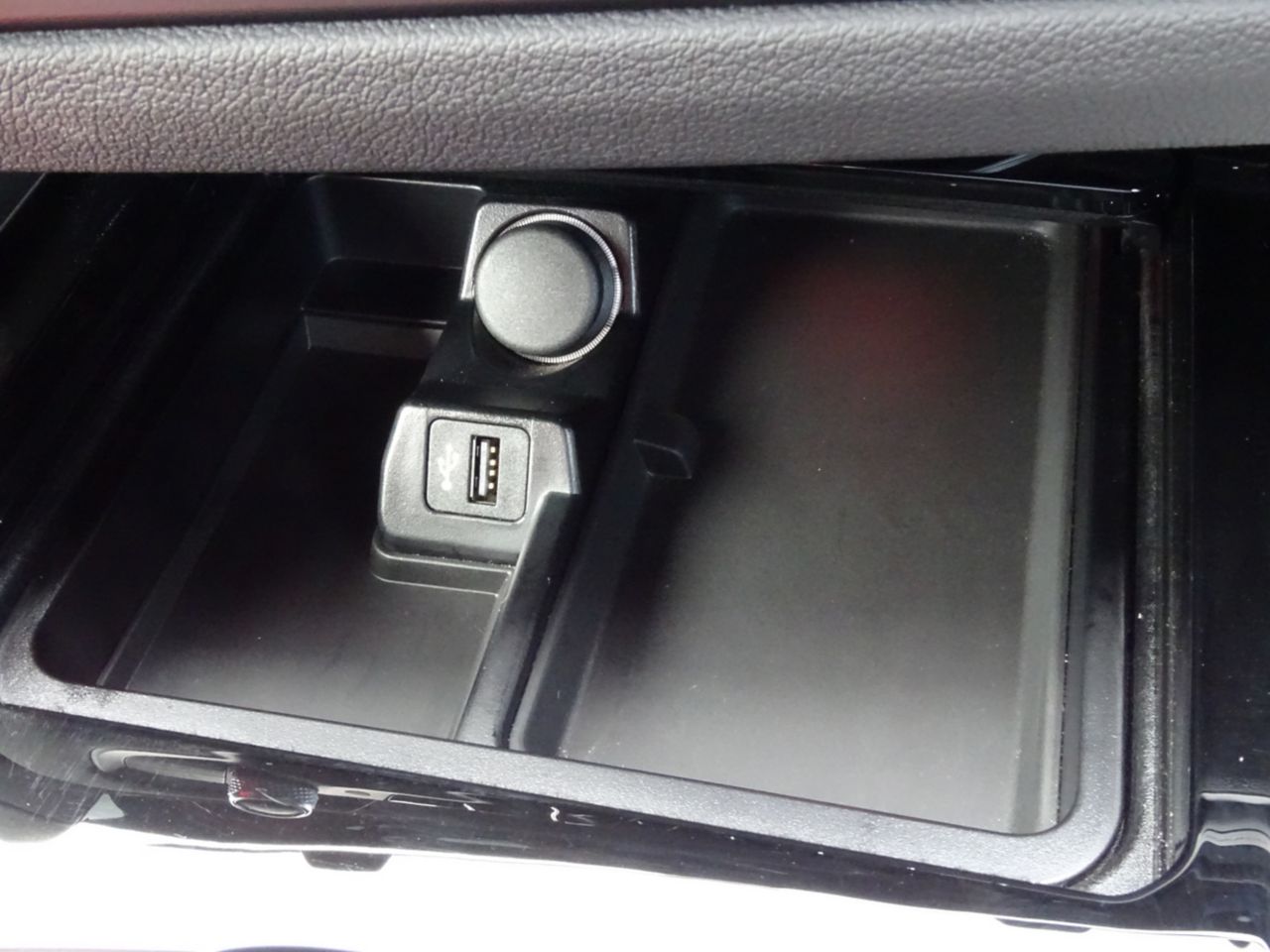 G29 z4 sDrive20i RHD