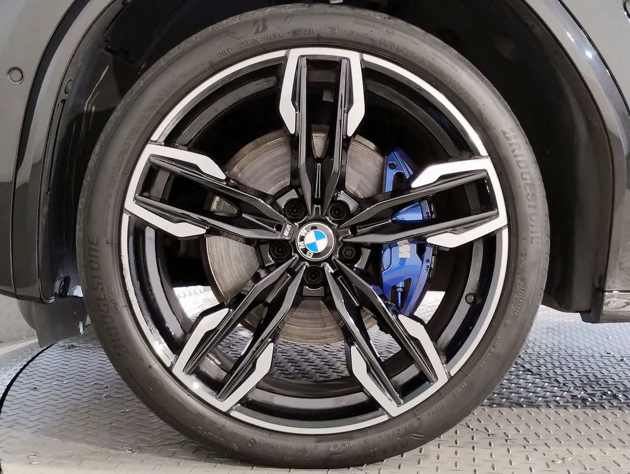 G01 X3 M40d RHD LCI ZA