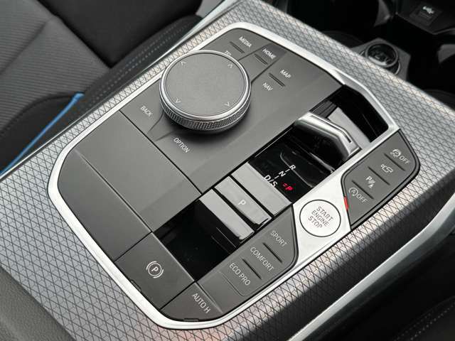 G20 320i Saloon LCI RHD MX