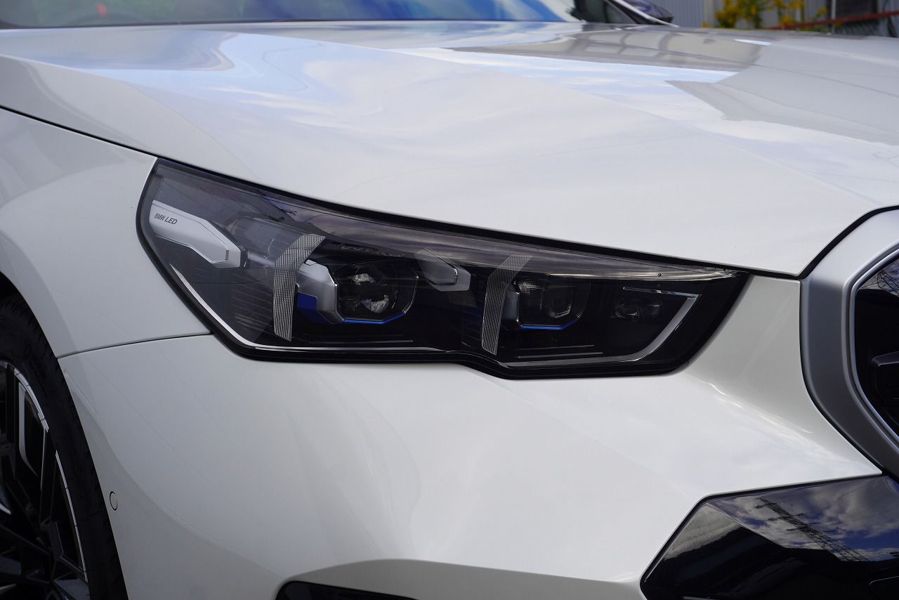 BMW i5 M60 xDrive Sedan RHD