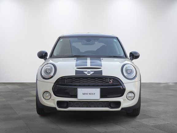 F56 COOPER S D(AT)