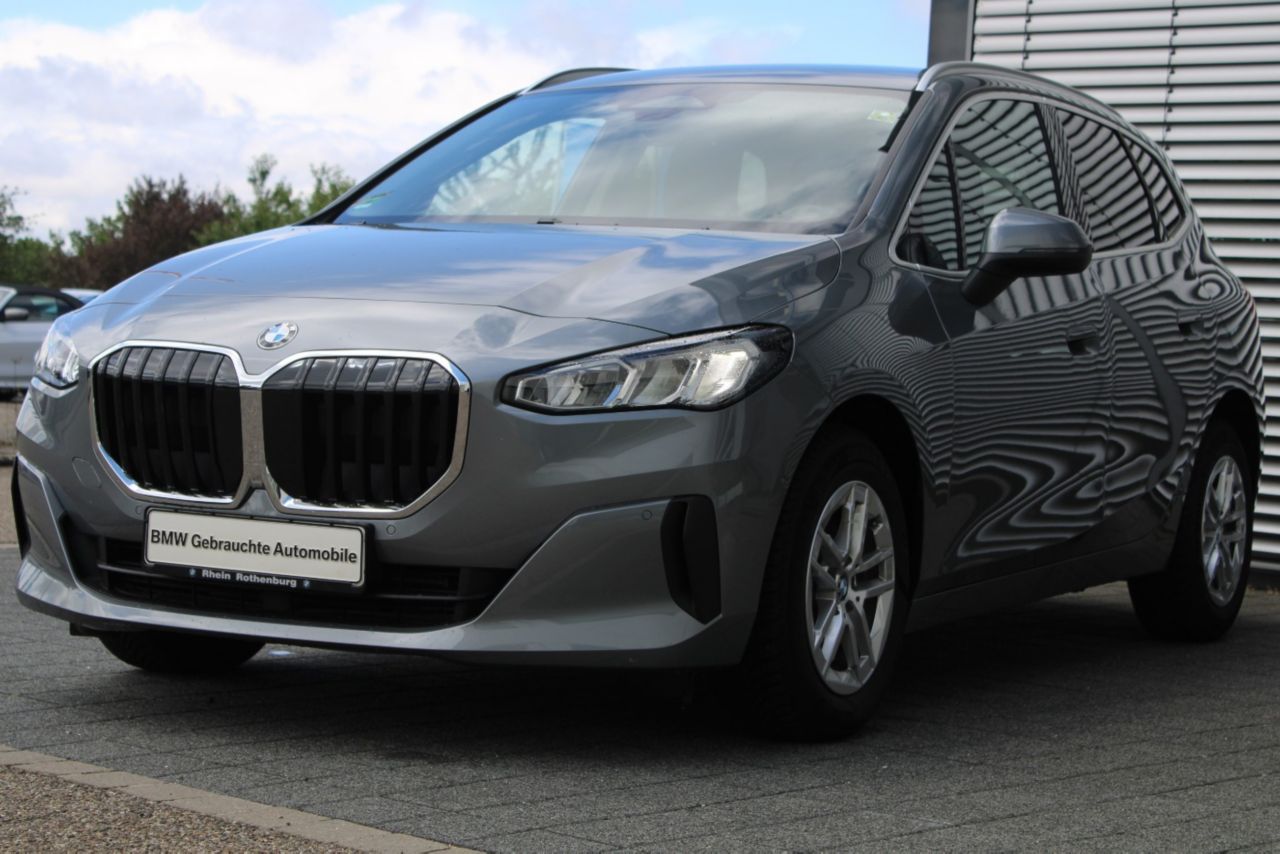 BMW 218