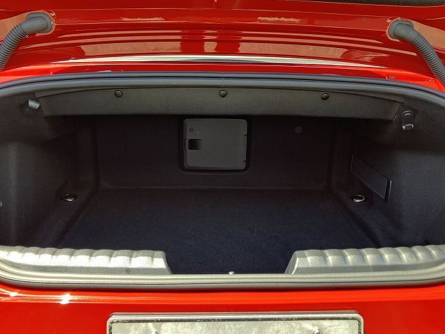 G29 z4 sDrive20i RHD