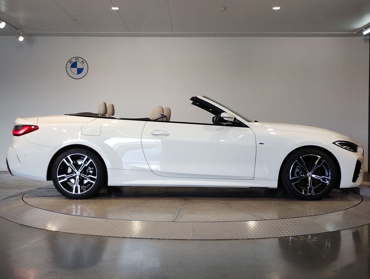G23 420i Convertible RHD