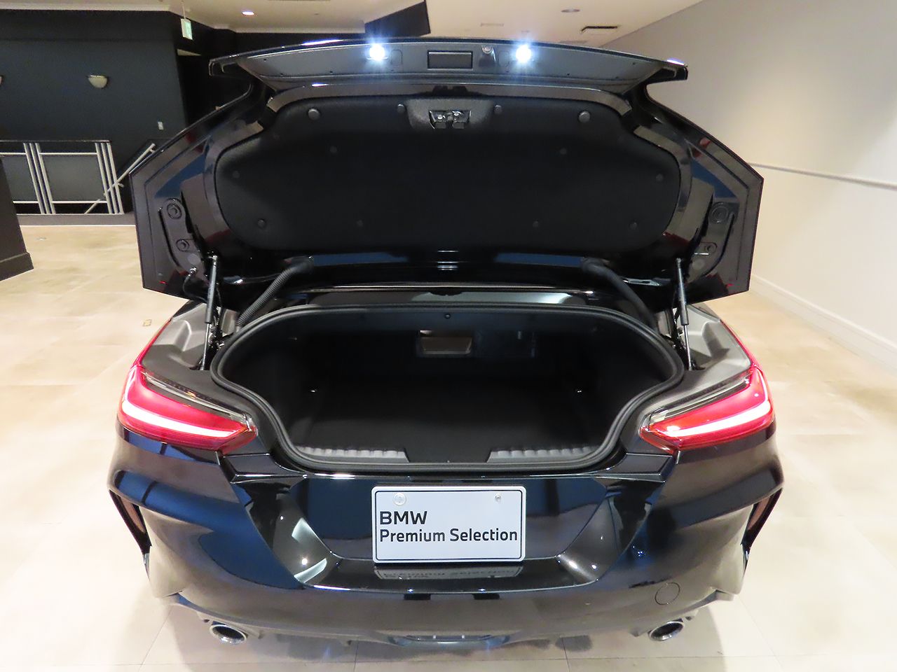 G29 z4 sDrive20i RHD