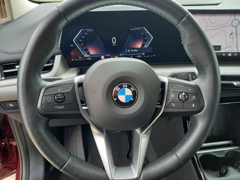 BMW 216