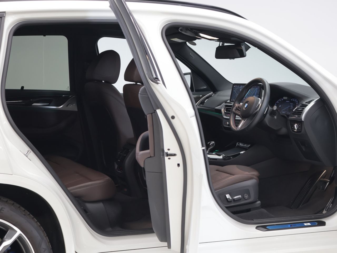 G01 X3 M40d RHD LCI ZA