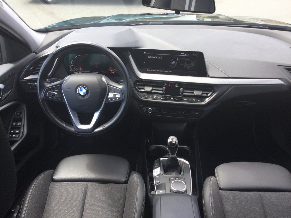 BMW 118