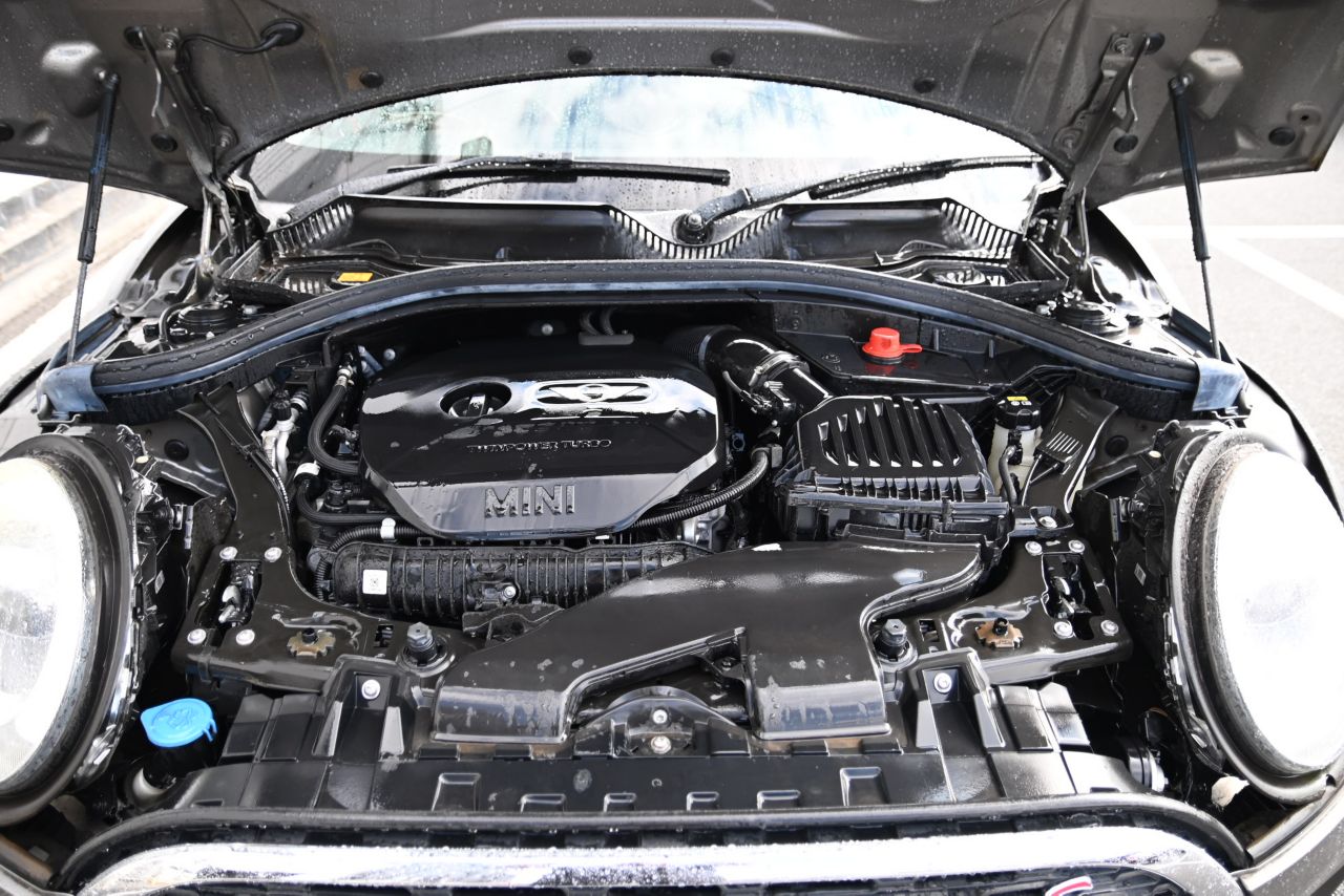 MINI COOPER S CLUBMAN