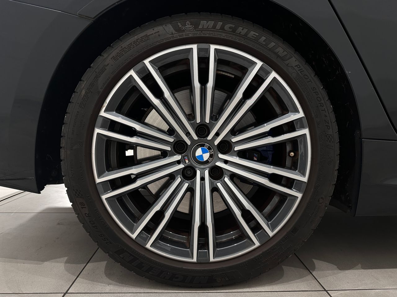 G21 330i Touring RHD