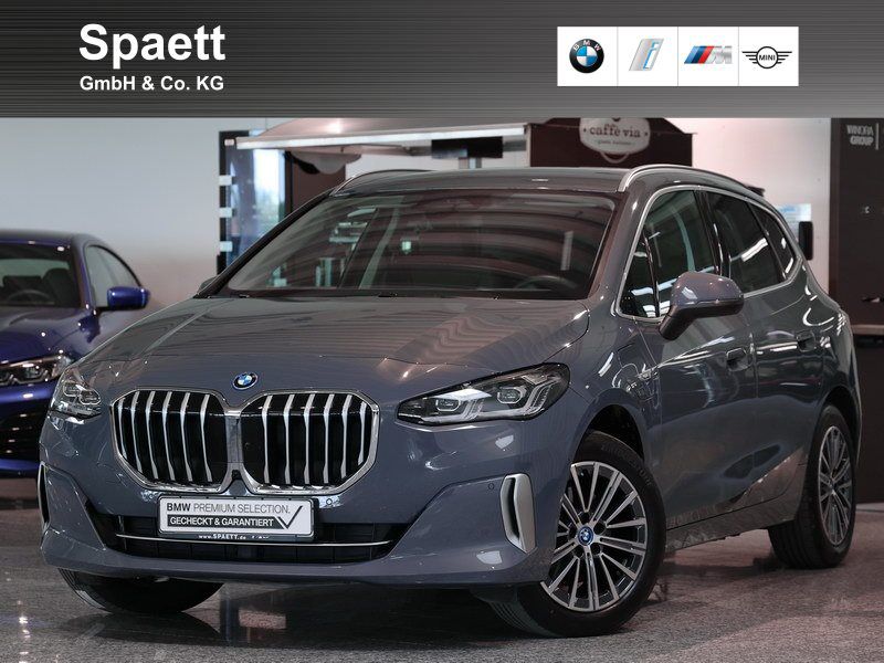 BMW 225
