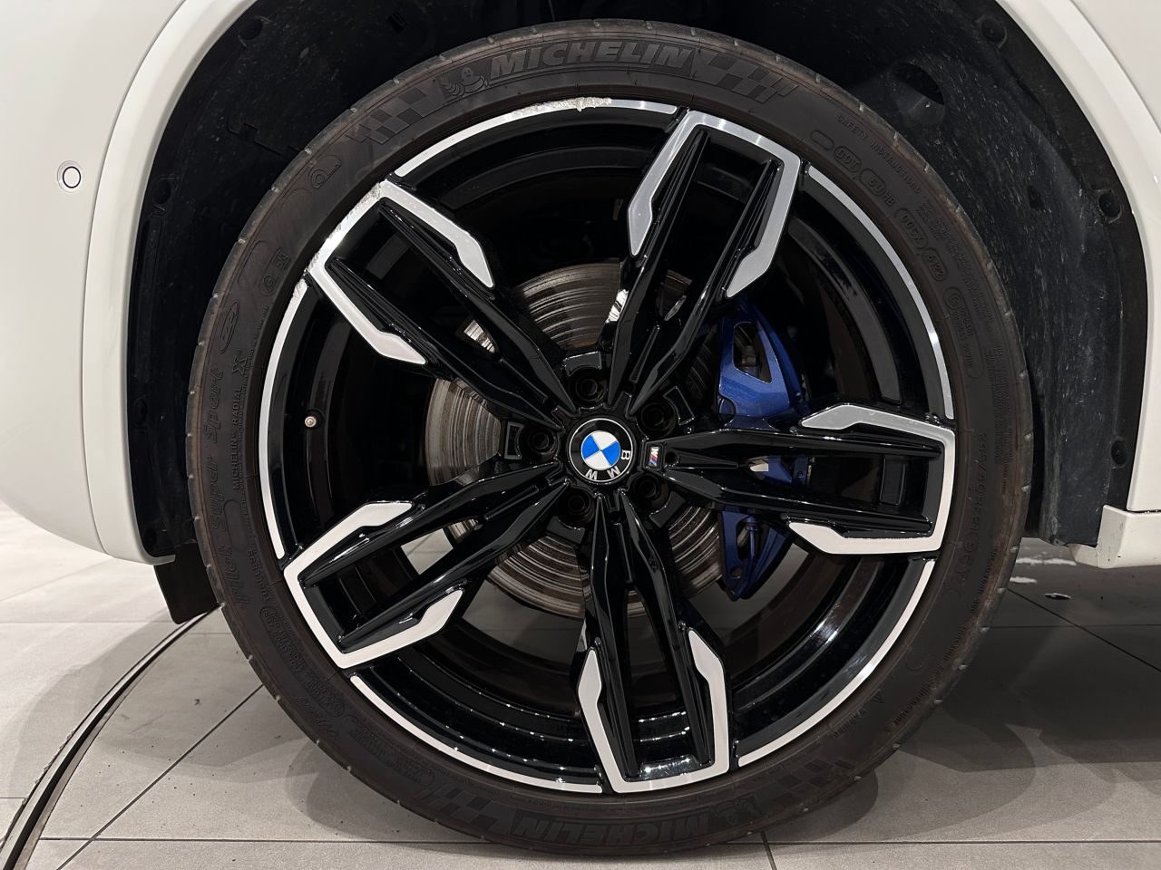 G02 X4 M40i RHD LCI