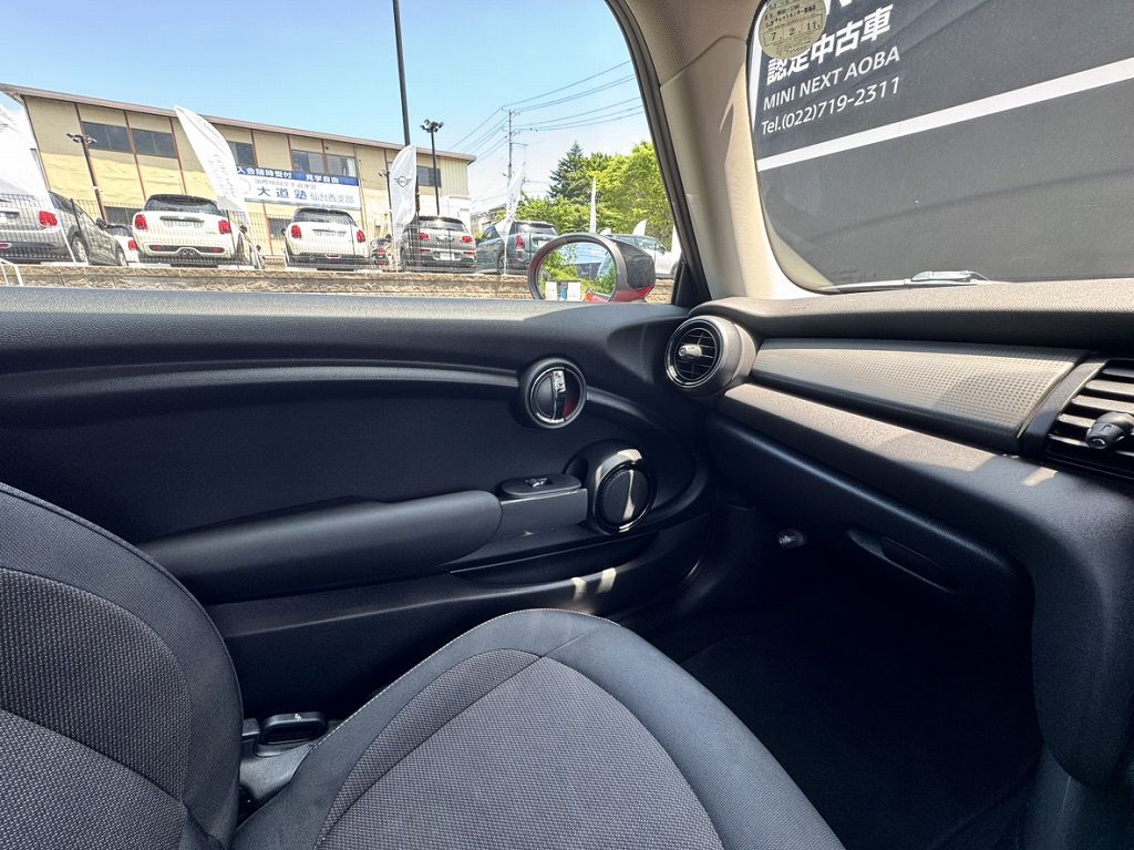 F56 COOPER D (AT)