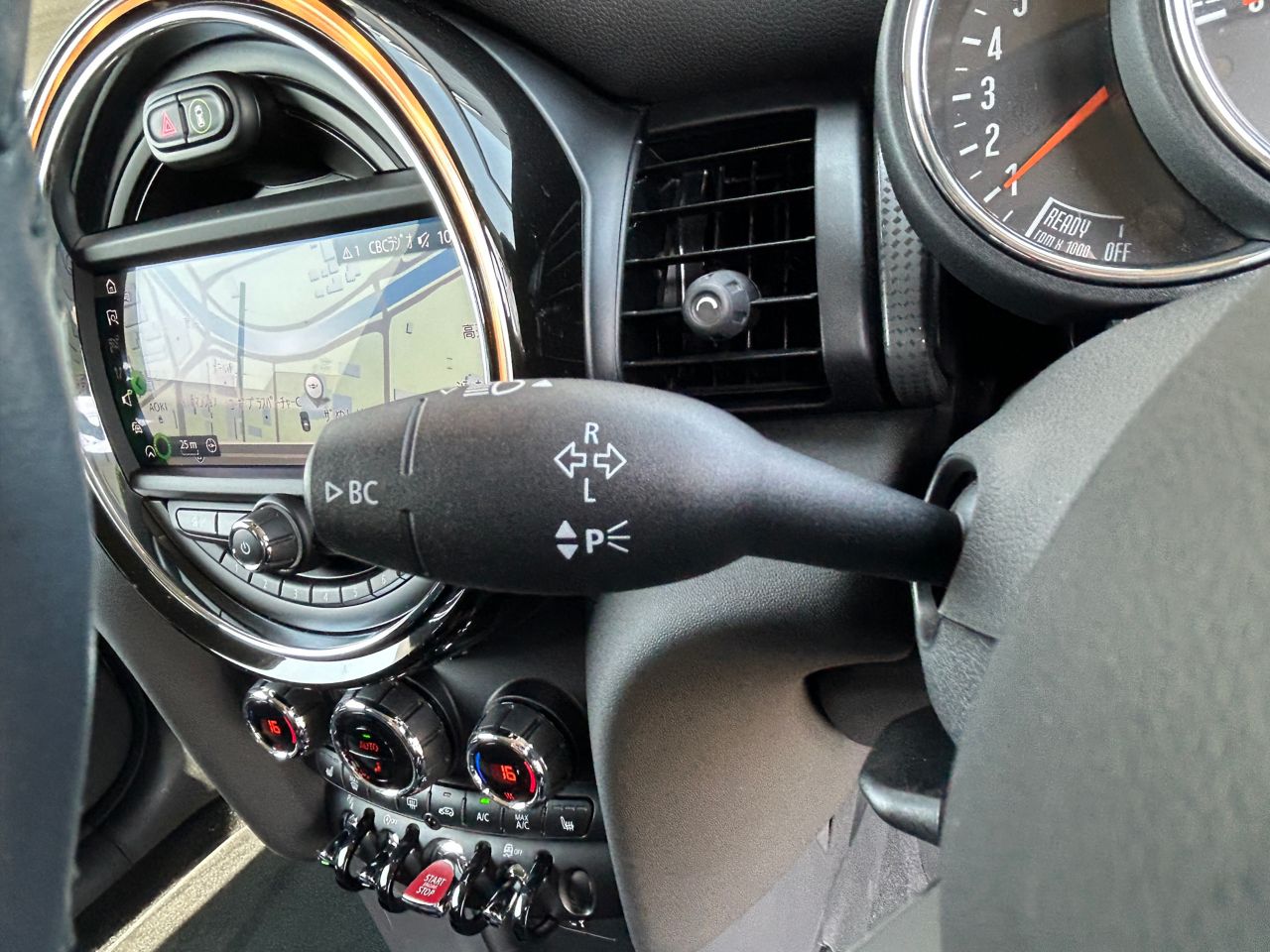 MINI F55 Cooper D 5dr Hatch LCI