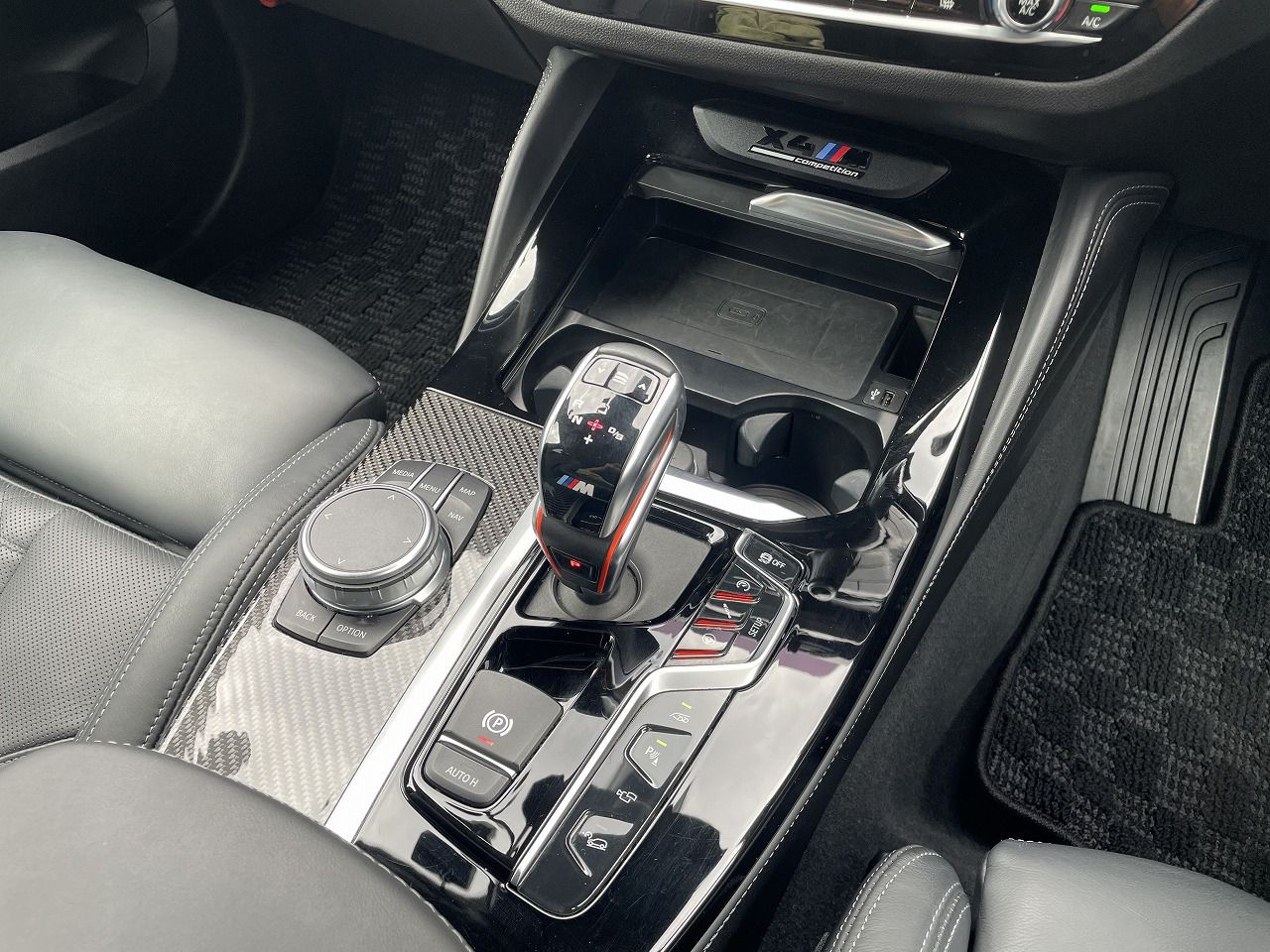 X4 M RHD