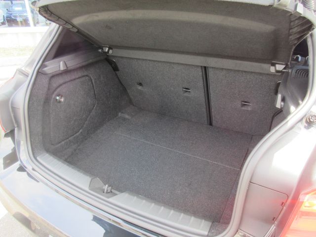 118D 5DOOR RHD