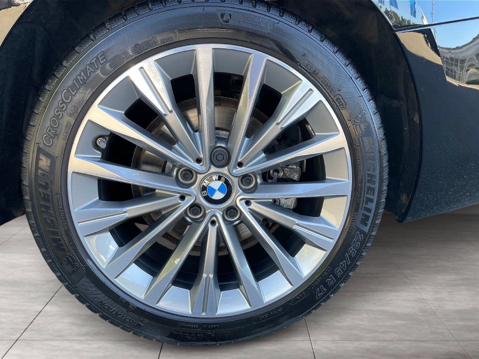 BMW 218