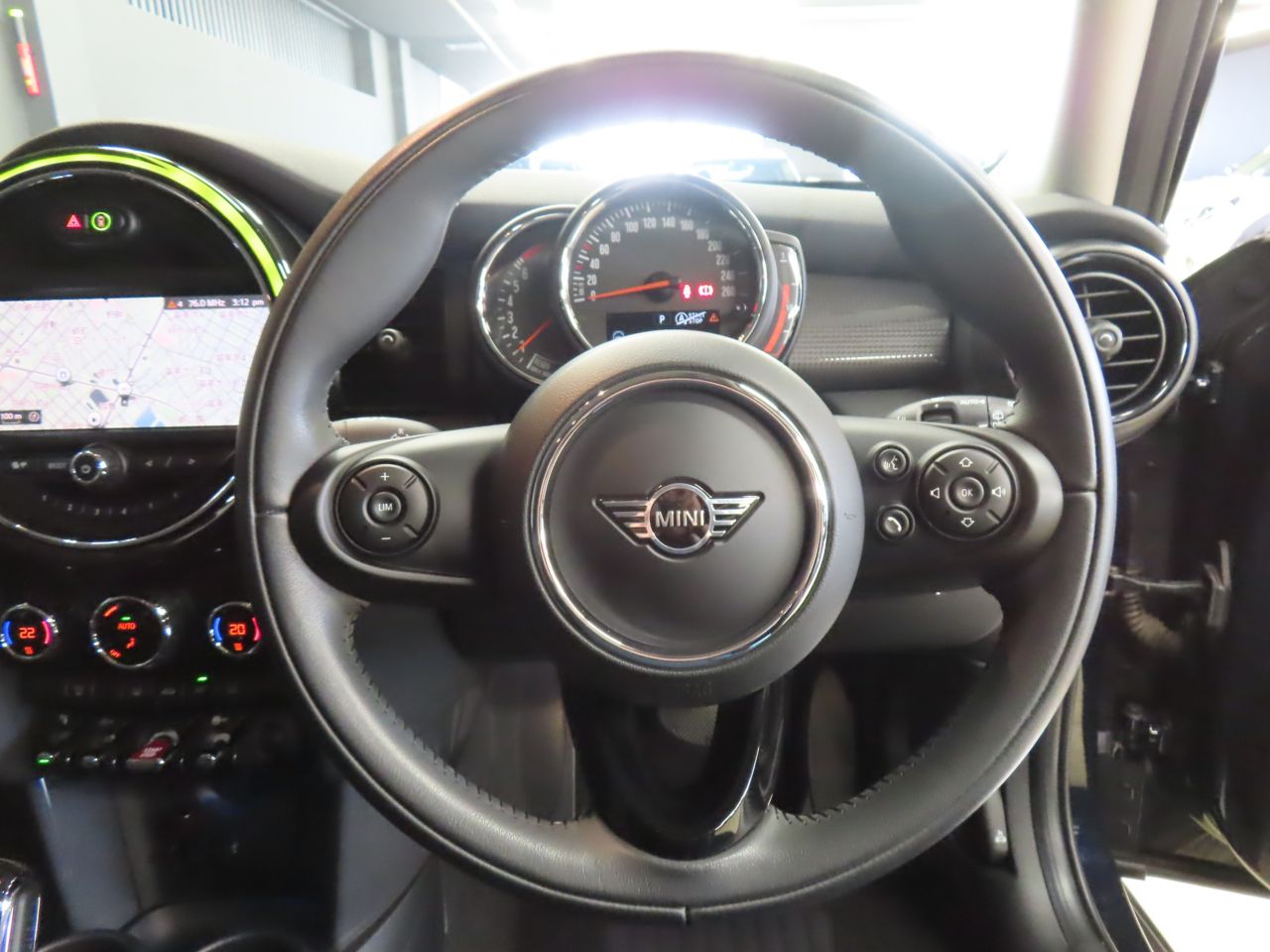 F55 MINI Cooper 5-Door Hatch LCI