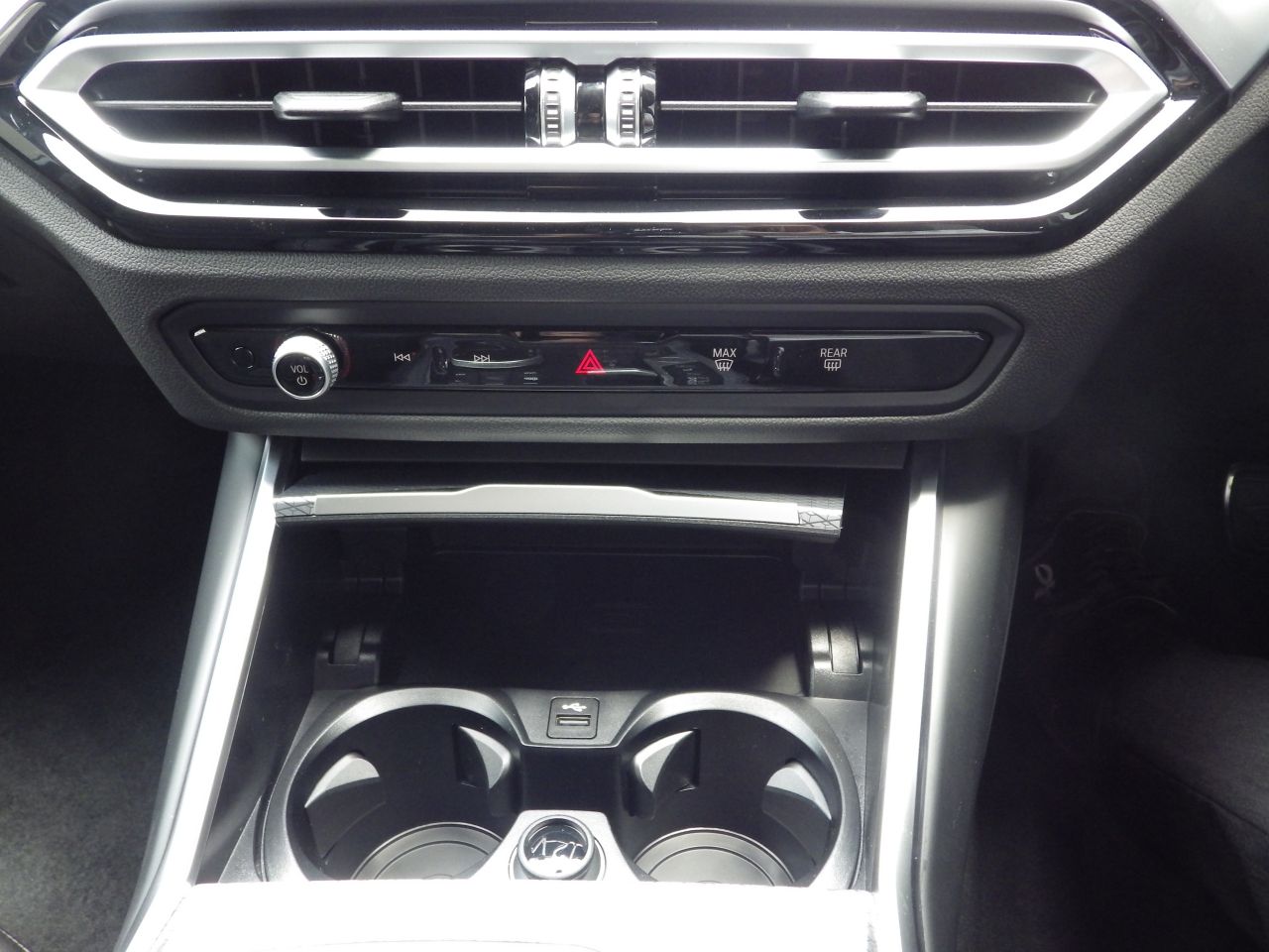 G20 320i Saloon LCI RHD MX