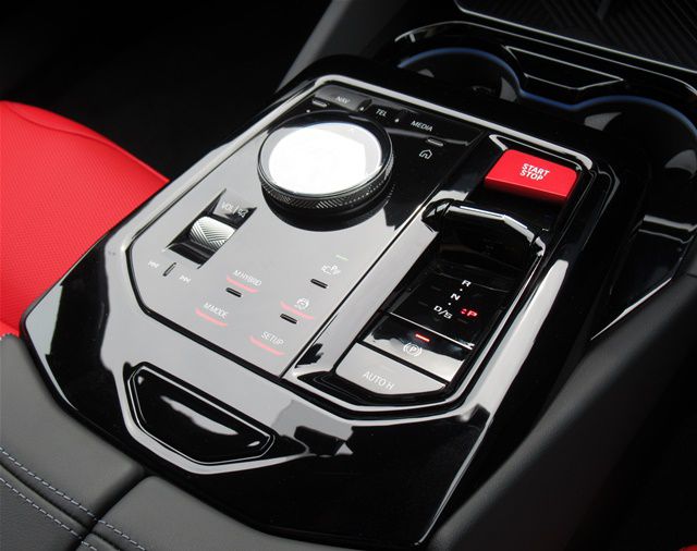 M5 Saloon RHD