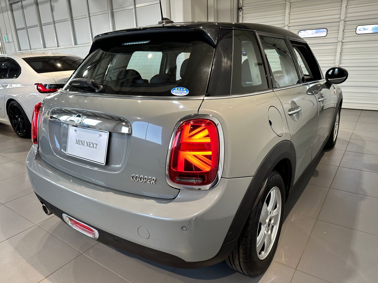 F55 MINI Cooper 5-Door Hatch LCI