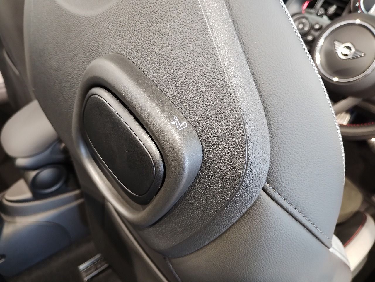 F57 MINI John Cooper Works Convertible LCI