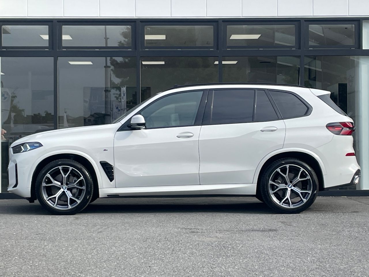 X5 xDrive40d RHD