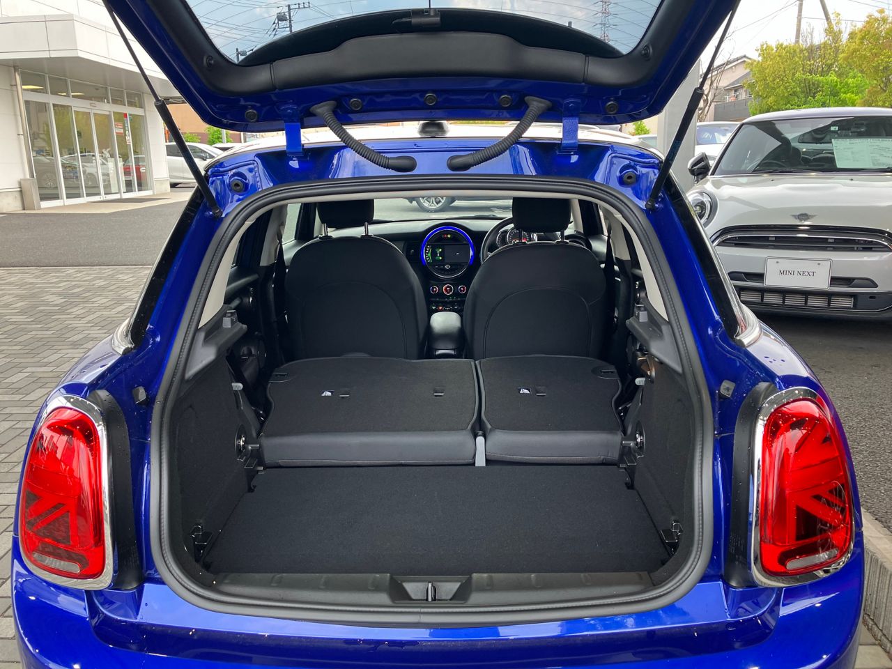 F55 MINI Cooper 5-Door Hatch LCI