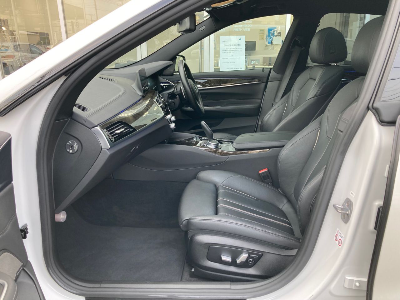 G32 630i SE GT B48 2.0i