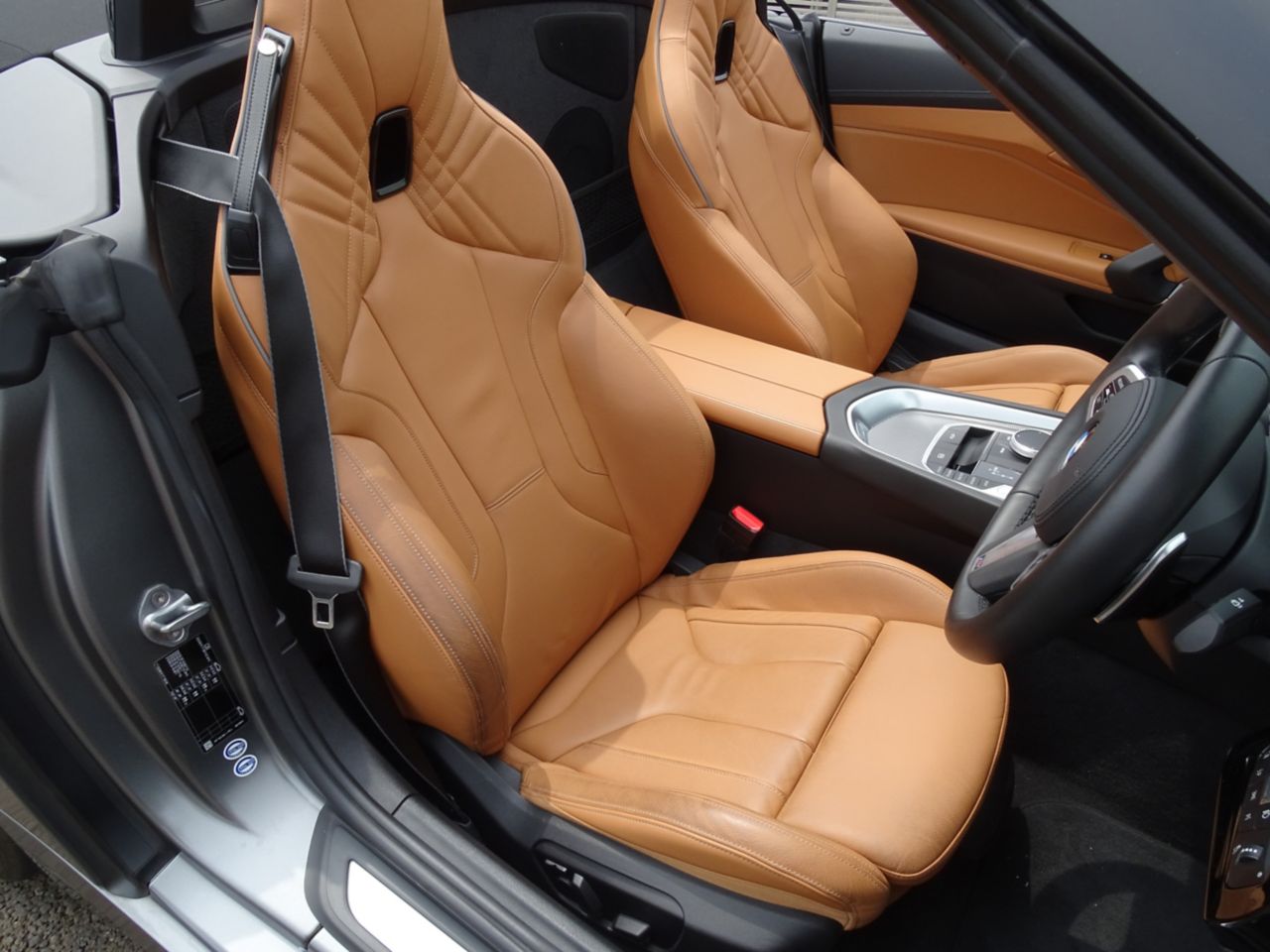 G29 Z4 M40i RHD