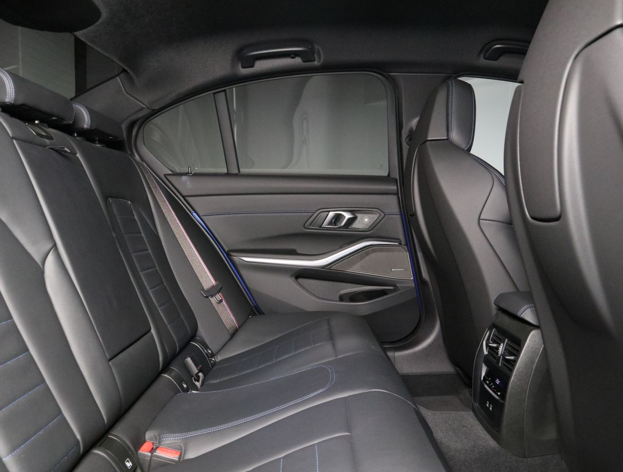 G20 M340i xDrive Saloon LCI RHD MX