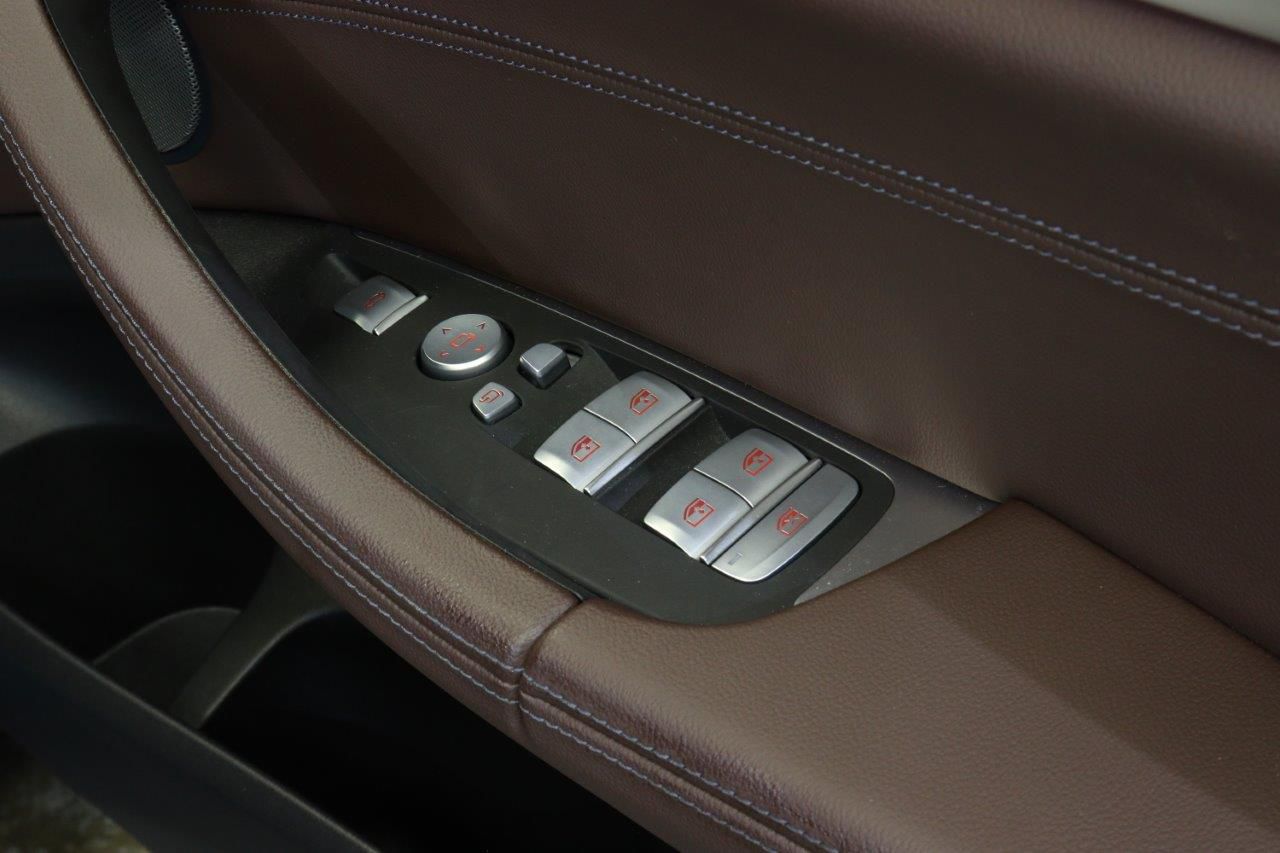 X4 xDrive20d RHD