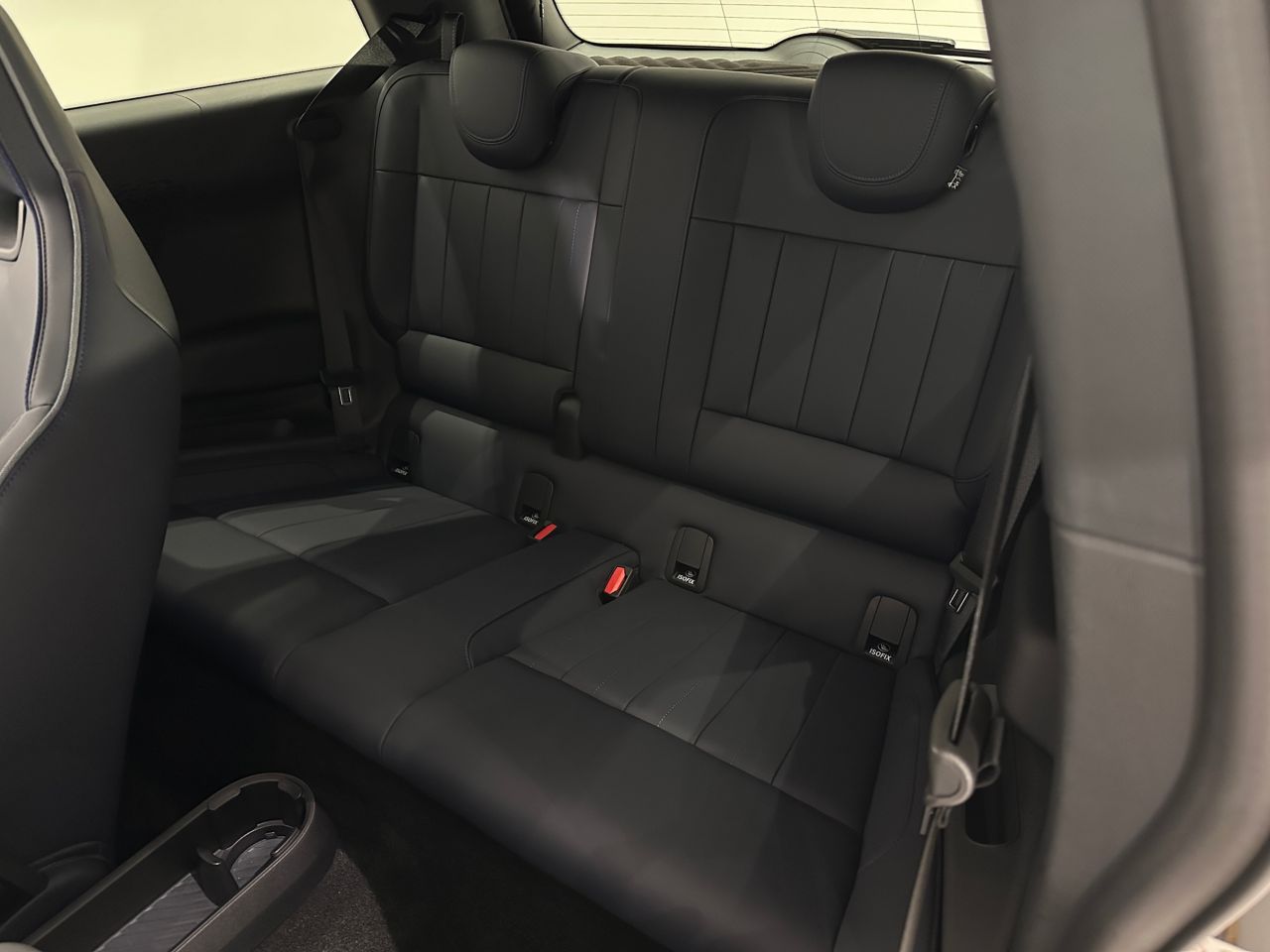 J01 MINI Cooper SE