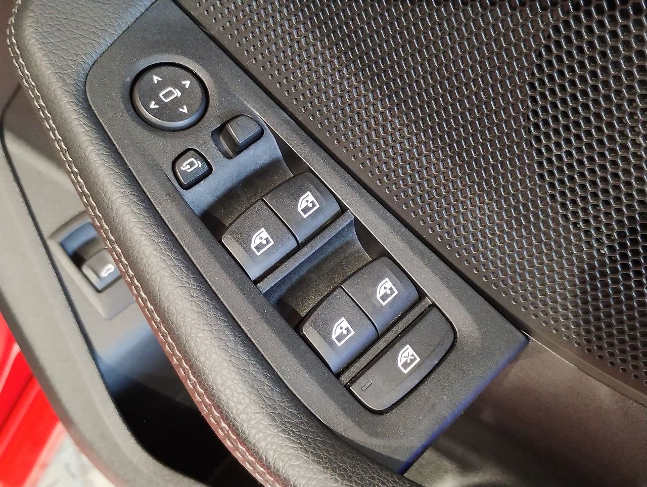 F40 118d Sports Hatch 5-door B47 2.0d