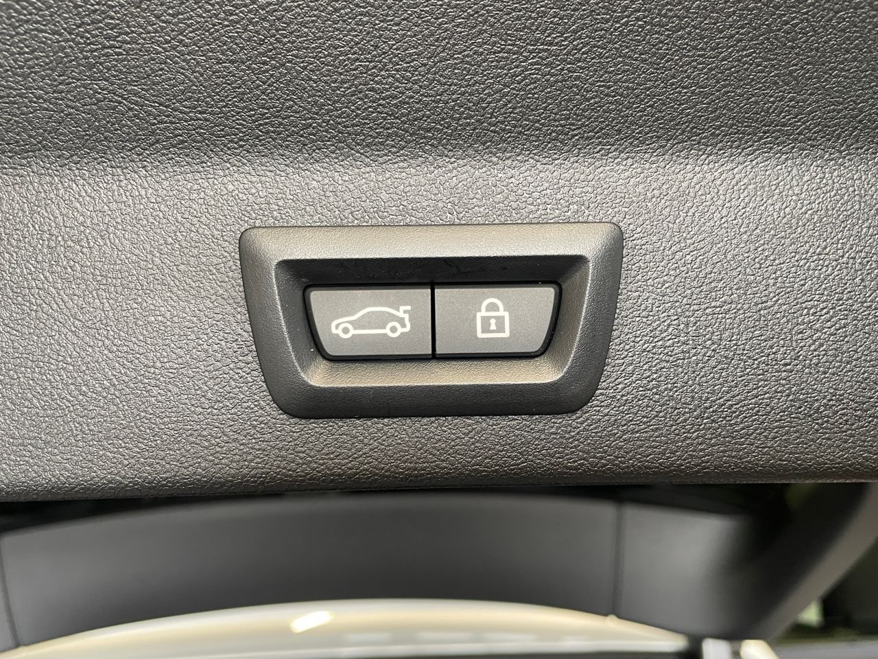 G01 X3 M40i RHD LCI ZA