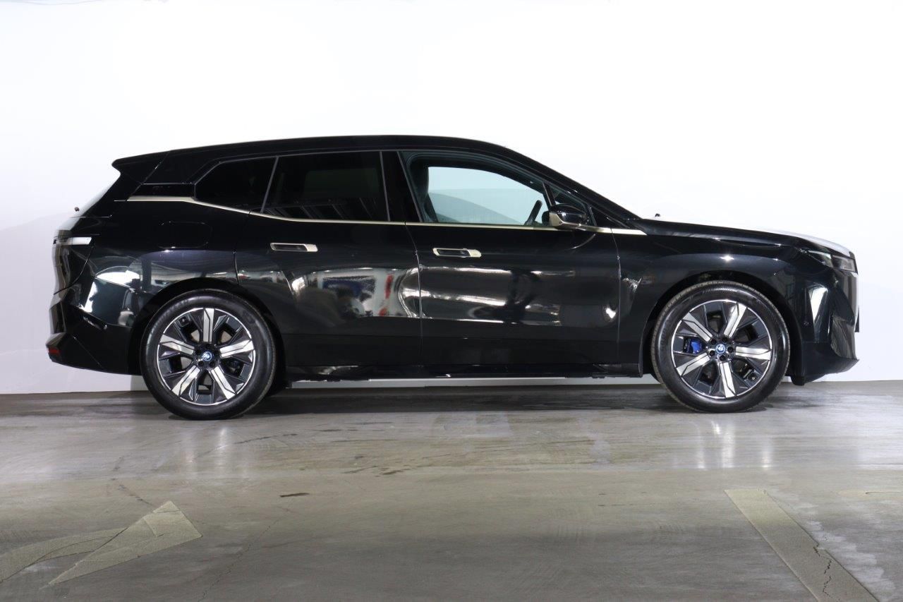 i20 iX xDrive50