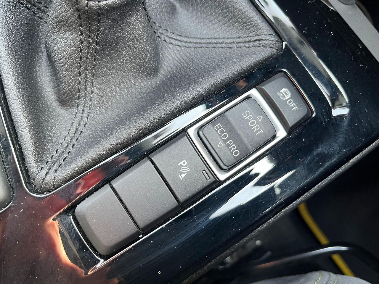 F39 X2 sDrive18i B38 1.5i SAC