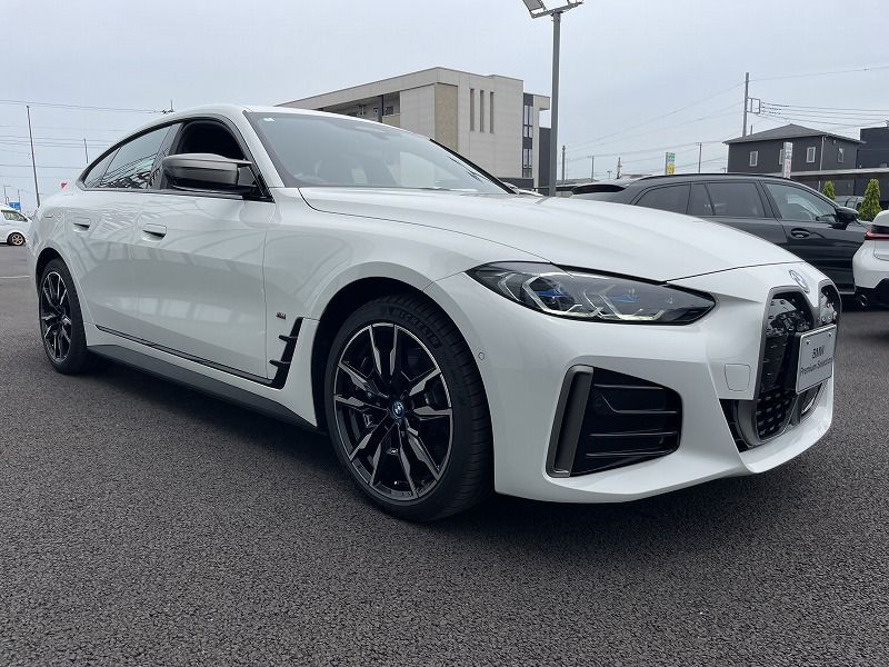 G26 i4 M50 RHD