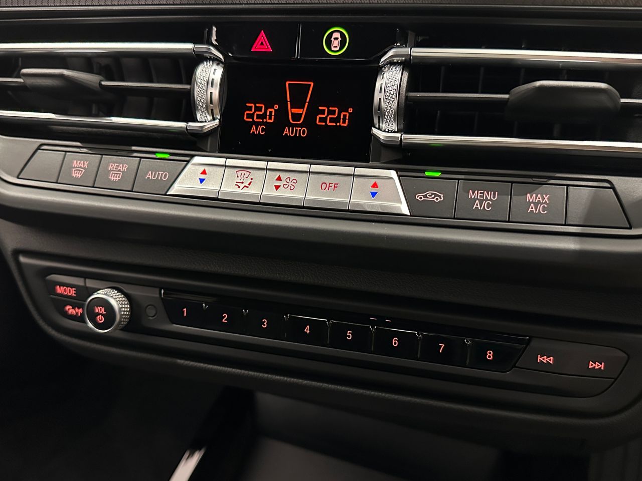 F40 118d Sports Hatch 5-door B47 2.0d